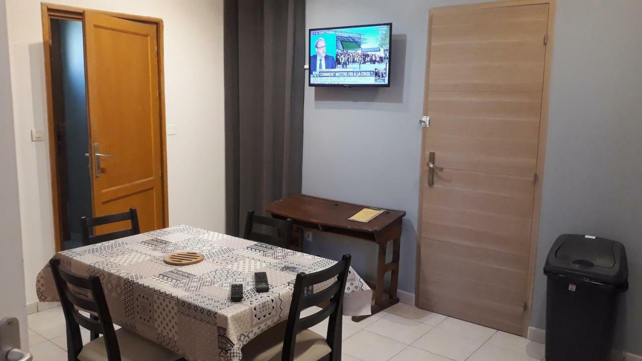 L'Arriere Boutique Apartment Maroilles Exterior foto
